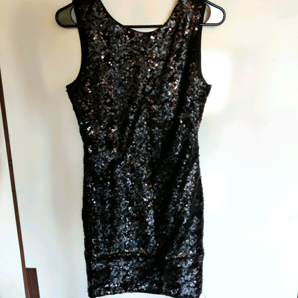 Sequins black dress